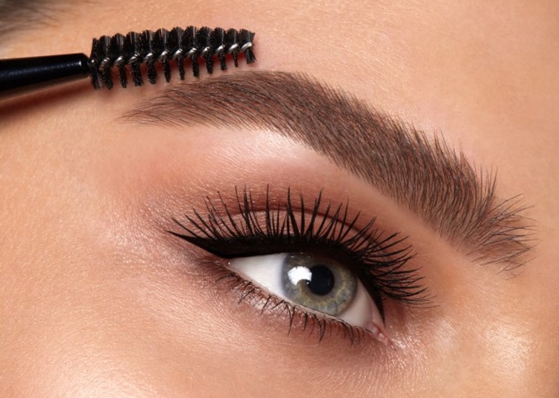 Eyelash and eyebrow treatments